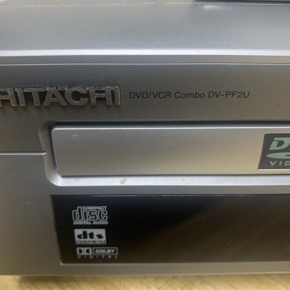 Hitachi DV-PF2U DVD/VCR/MP3 Playback Silver Combo Player w/Remote TESTED - Picture 2 of 13